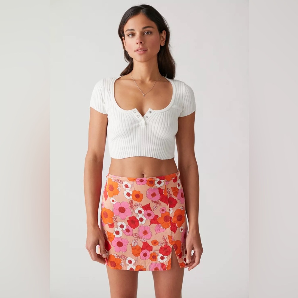 NWT Urban Outfitters Floral Pelmet Mini Skirt
